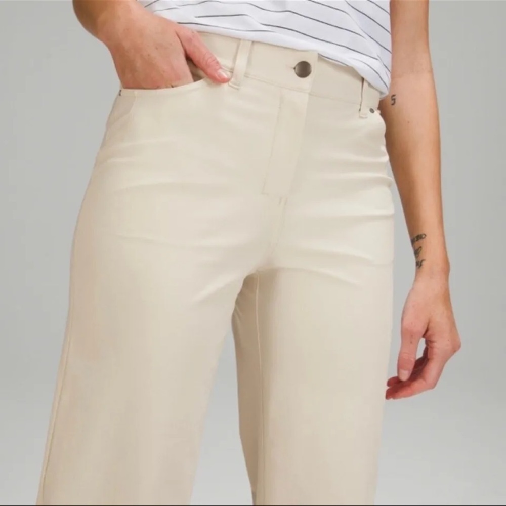 Wide leg Lululemon 7/8 Length Women's Pants In 27 With 5 Pkt Wide Leg *Utilitech - Picture 7 of 7